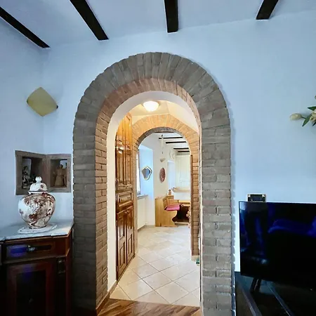 别墅 Mazzetti Country House-vita In Campagna Con Giardino