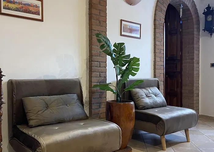 Mazzetti Country House-vita In Campagna Con Giardino