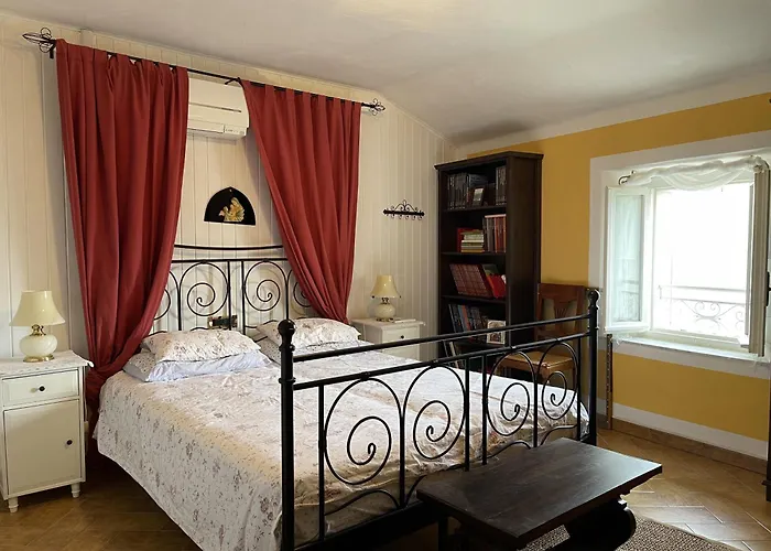 Villa Mazzetti Country House-vita In Campagna Con Giardino Vimignano-Chiesa