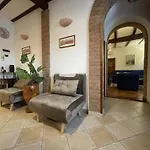 Villa Mazzetti Country House-vita In Campagna Con Giardino Vimignano-Chiesa