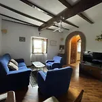 Mazzetti Country House-vita In Campagna Con Giardino Villa Vimignano-Chiesa