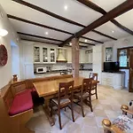 Mazzetti Country House-vita In Campagna Con Giardino