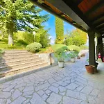 Mazzetti Country House-vita In Campagna Con Giardino