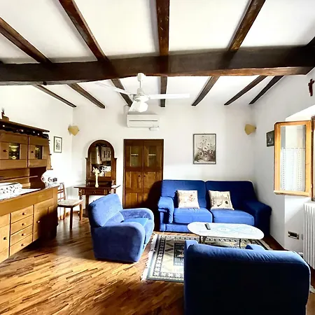 Mazzetti Country House-vita In Campagna Con Giardino Vimignano-Chiesa