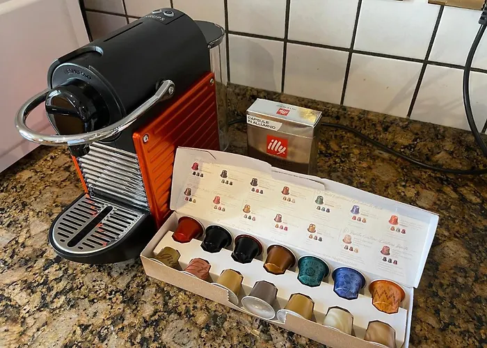 Mazzetti Country House-vita In Campagna Con Giardino