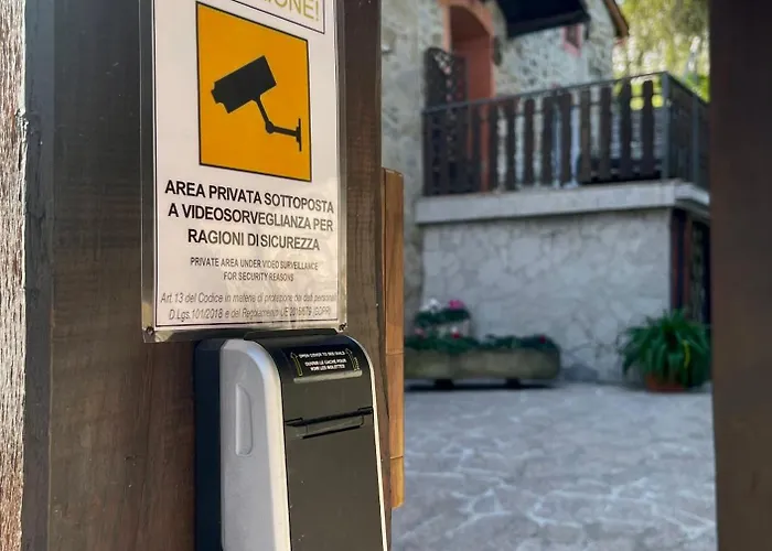 Mazzetti Country House-vita In Campagna Con Giardino