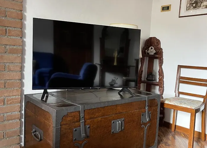 Mazzetti Country House-vita In Campagna Con Giardino Vimignano-Chiesa