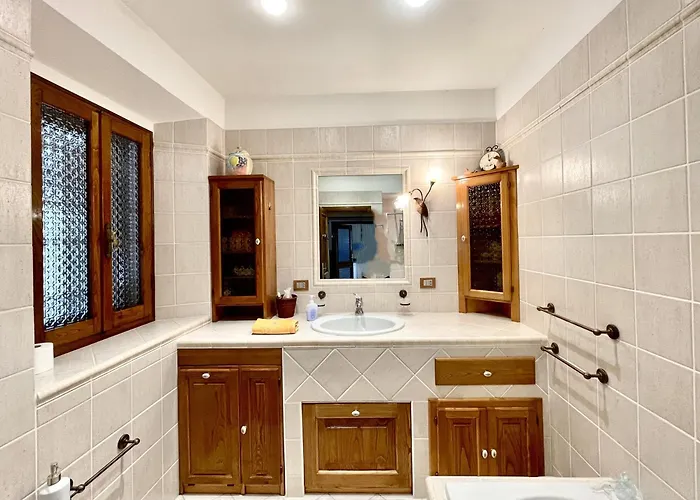 Villa Mazzetti Country House-vita In Campagna Con Giardino Vimignano-Chiesa