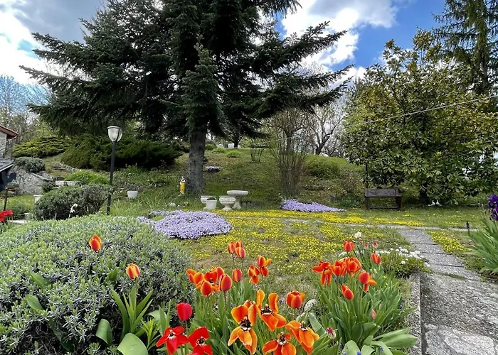 Mazzetti Country House-vita In Campagna Con Giardino * Vimignano-Chiesa